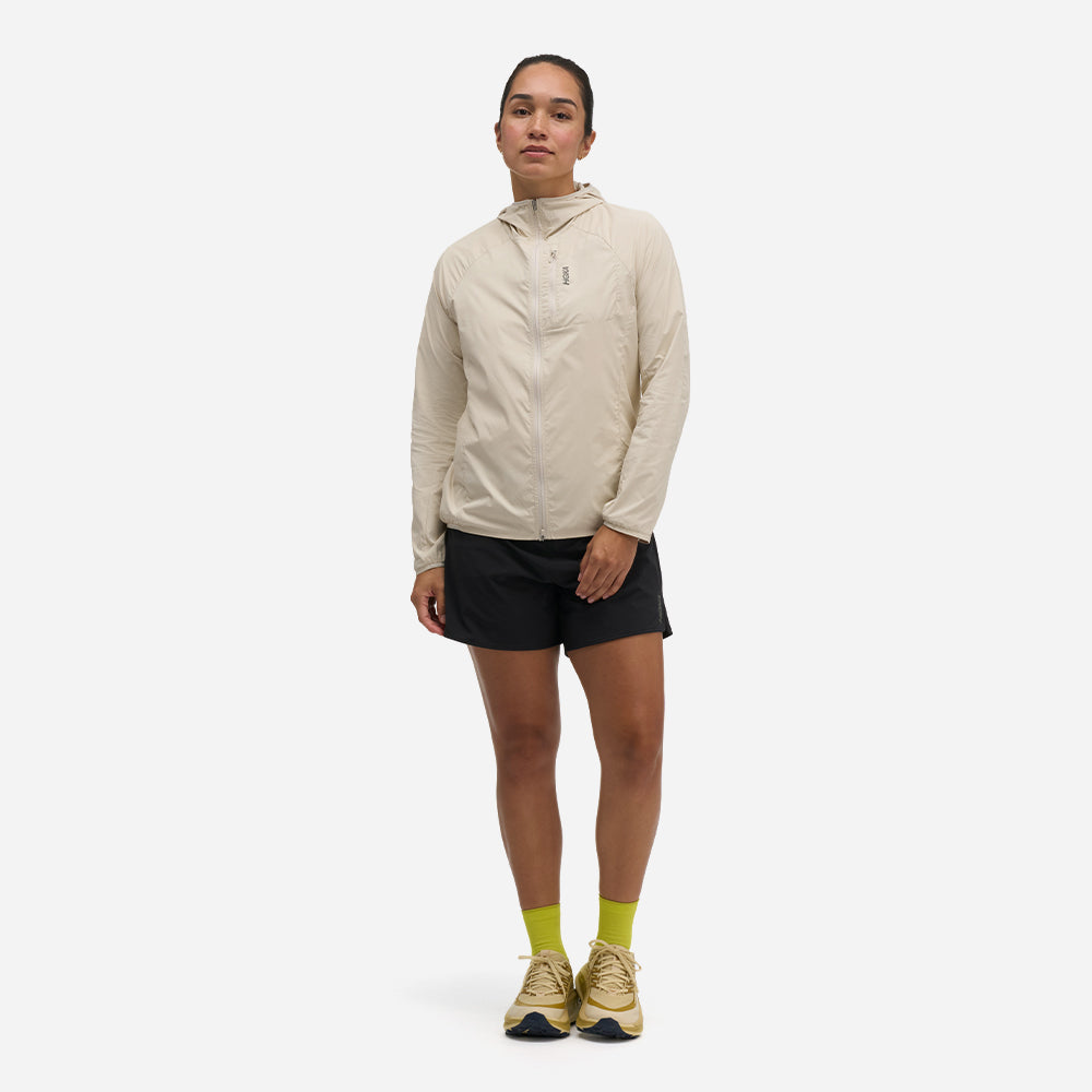 Áo Khoác Nữ HOKA Skyflow Wind - Be - Supersports Vietnam